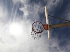 Мурманская ночь: как справиться с зимней депрессией и алкоголизмом